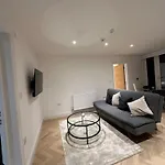 London Apartment West One
