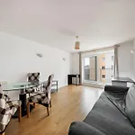 London Oasis Apartment