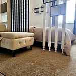 New Refurbished Studio Flat - Canary Wharf