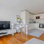 Stylishly Designed 1Bd Flat By Regents Park