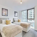 Stay Near Westfield Stratford & Abba Arena!