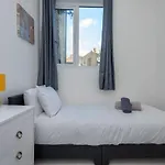 Comfy Flat Near Portobello Road