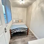 Splendid Flat In Central London
