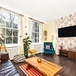 Boho 3-Bed With Garden In Camden Next To Tube