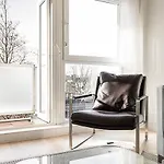 Stylish 2Bedroom Apartment With Balcony