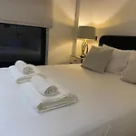 Iconic Location 3 Bed 2 Bath Flat Near Regents Park