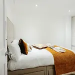 Luxury 3Brs Home, Spacious And Cozy In Victoria