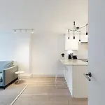Comfy 2-Bedroom Apartment With Balcony