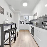 The Queensborough Apartments By Hyde Park