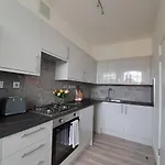 Newly Refurbished Flat In The Heart Of London