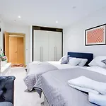 Oxford Street Exclusive Residence