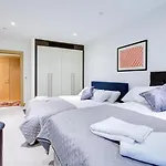 Oxford Street Exclusive Residence