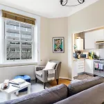 Notting Hill Apartments In Perfect Location