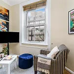 Notting Hill Apartments In Perfect Location
