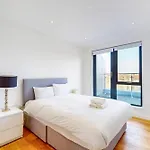 2Br Apt Near Elephant And Castle London Retreat
