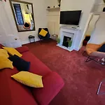 Modern Cosy Central London Home - Fulham Prime Location
