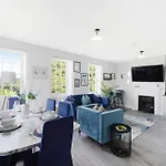 Apartment In Chiswick