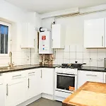 Apartment Near Old Street
