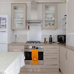 Bright Well Located 2Bd Flat South East London