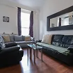 Queensway Hyde Park Flat By Dc London Rooms