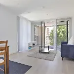 Luxury Apartment Near Tower Bridge, Central London
