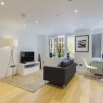 Fetter Lane Apartment