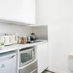 Spacious Studio Apartment In Green Lanes