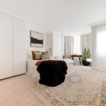 Madestays Premium South Kensington Serviced Apartment
