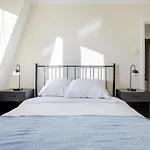 Central London Cosy 4 Beds