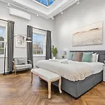 The Chelsea Villa