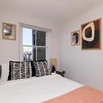 The Notting Hill Hideout - 2Bdr Apartment