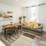 New Refurbished Flat-Kensington-Hamersmith-Olympia Exhibition