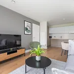 Montana Apartment - Modern Comfort & Prime Location