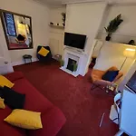 Modern Cosy Central London Home - Fulham Prime Location