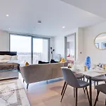 Oxford Street Luxurious Residence