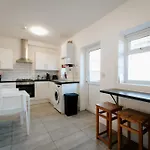 Manor Park Rooms To Stay