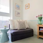 Cosy Studio By Tower Bridge - St Katharine Dock
