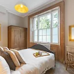 1 Bedroom Barnsbury Sanctuary