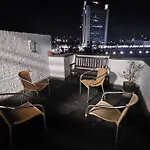 Earl\'S Court 2 Bed Terrace Flat