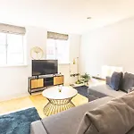 Soho Living - Elegant Apartments Near Carnaby Street And Oxford Street