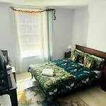 Lovely Quiet Spacious Apartment Around Little Venice Desirable Location Very Central By Ricky & Giustina