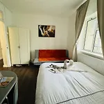 Lovely 1Bedroom Apartment For 6Ppl In Whitechapel, 1Min Away To Dlr Station