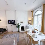 Chic 2-Bedroom Flat In Farringdon Barbican Centre