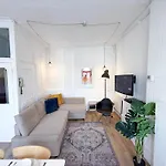 Chic 2-Bedroom Flat In Farringdon Barbican Centre