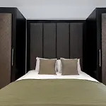 Prime Vision Living Studios - Hyde Park