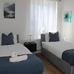 Cozy 2 Bedrooms Apartment- Vauxhall, Oval & Nine Elms