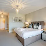 Strathmore Court Apartments