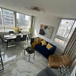 4 Bedroom Apartment Central Stylish