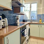 Beautiful Studio Flat Chiswick