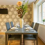 Luxury 2Br Apartment 5 Mins To London Bridge & Tube
